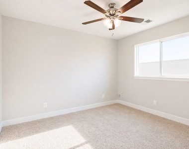 20022 Rustic Lake Ln - Photo Thumbnail 9