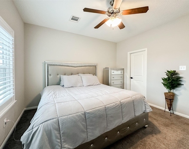 727 Road 5105 - Photo Thumbnail 25