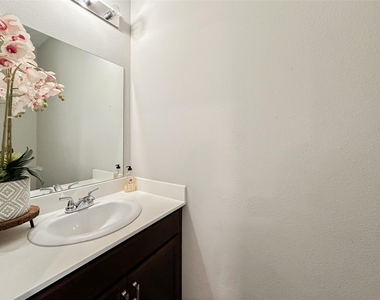 727 Road 5105 - Photo Thumbnail 22