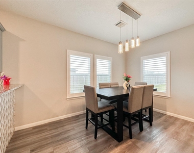 727 Road 5105 - Photo Thumbnail 14