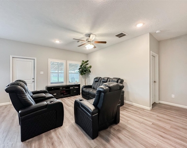 727 Road 5105 - Photo Thumbnail 21