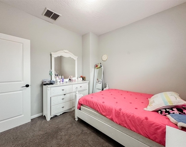 727 Road 5105 - Photo Thumbnail 32