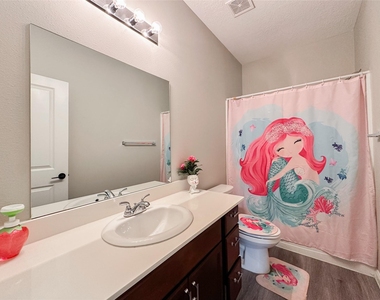 727 Road 5105 - Photo Thumbnail 34