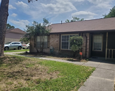 2306 Spring Dusk Lane - Photo Thumbnail 1