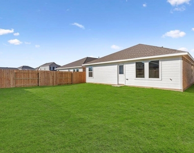 2706 Pebble Whisper Drive - Photo Thumbnail 15