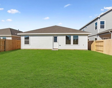 2706 Pebble Whisper Drive - Photo Thumbnail 14