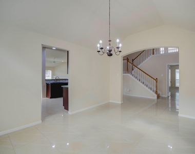 15115 Russet Bend Lane - Photo Thumbnail 13
