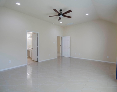 15115 Russet Bend Lane - Photo Thumbnail 35