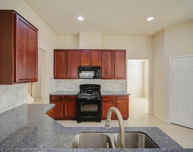 15115 Russet Bend Lane - Photo Thumbnail 29