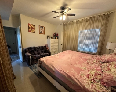 9809 Richmond Ave, Unit J-12 - Photo Thumbnail 8