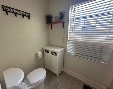 9809 Richmond Ave, Unit J-12 - Photo Thumbnail 13