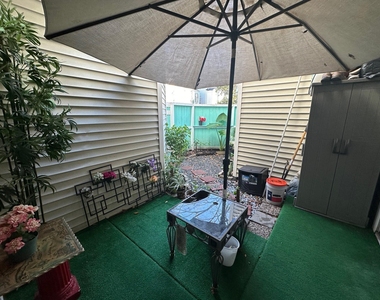 9809 Richmond Ave, Unit J-12 - Photo Thumbnail 16