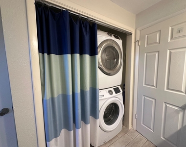 9809 Richmond Ave, Unit J-12 - Photo Thumbnail 15