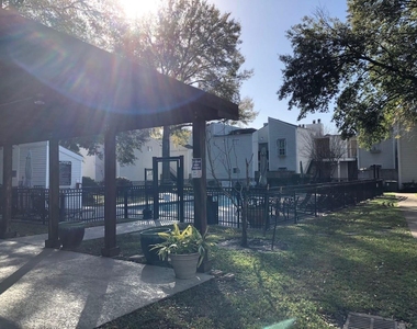 9809 Richmond Ave, Unit J-12 - Photo Thumbnail 21