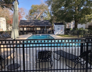 9809 Richmond Ave, Unit J-12 - Photo Thumbnail 18