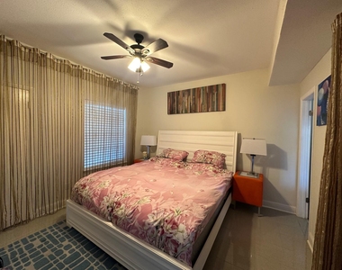9809 Richmond Ave, Unit J-12 - Photo Thumbnail 7