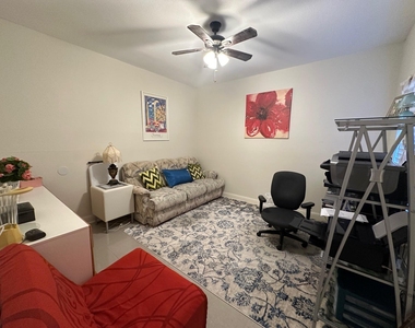 9809 Richmond Ave, Unit J-12 - Photo Thumbnail 11