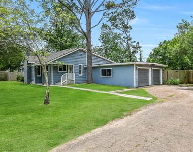 4712 33rd Street - Photo Thumbnail 2