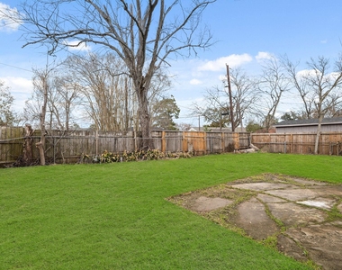 414 Grantham Road - Photo Thumbnail 15