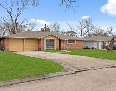 414 Grantham Road - Photo Thumbnail 1