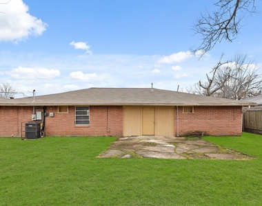 414 Grantham Road - Photo Thumbnail 16