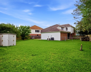 3711 Slocom Drive - Photo Thumbnail 44