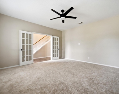 3711 Slocom Drive - Photo Thumbnail 5