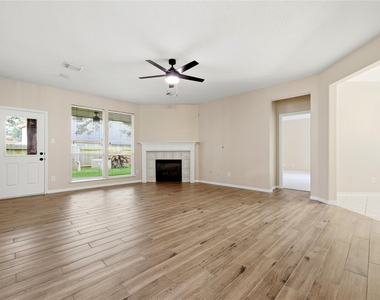 3711 Slocom Drive - Photo Thumbnail 18