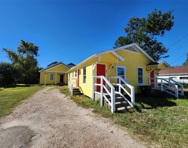 2706 Berry Street - Photo Thumbnail 8