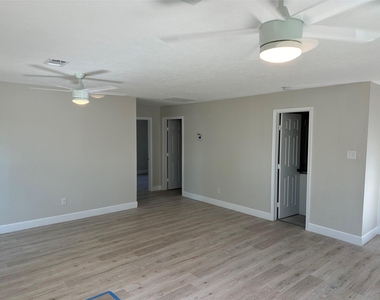 820 Bennington Street - Photo Thumbnail 2