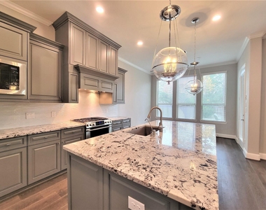 35 Silver Rock Drive - Photo Thumbnail 4