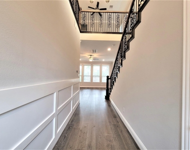 35 Silver Rock Drive - Photo Thumbnail 1