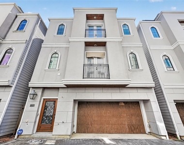5305 Lillian Street - Photo Thumbnail 22