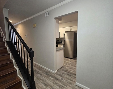 8355 Nairn Street - Photo Thumbnail 14