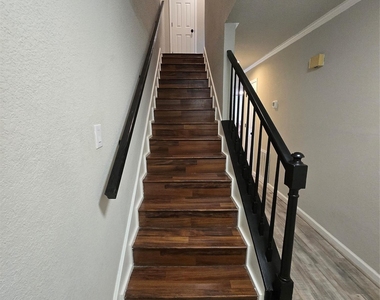8355 Nairn Street - Photo Thumbnail 15