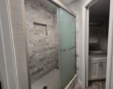 8355 Nairn Street - Photo Thumbnail 11