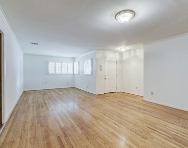4002 Portsmouth Avenue - Photo Thumbnail 2