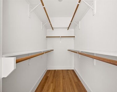 7422 Maxroy Street - Photo Thumbnail 27