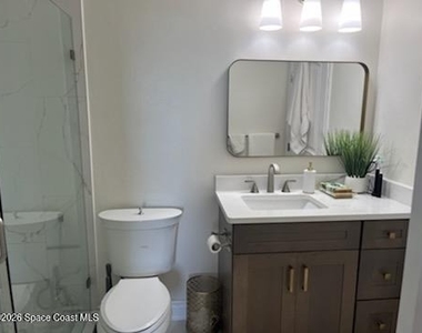 102 Riverside Drive - Photo Thumbnail 20