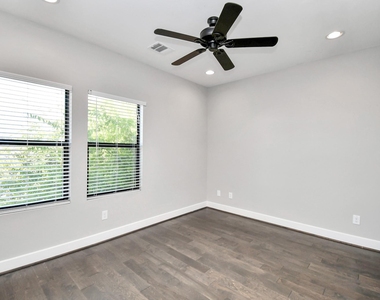 308 Palmer Street - Photo Thumbnail 19