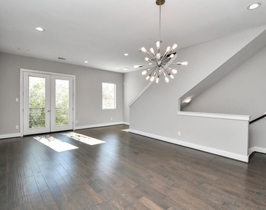 308 Palmer Street - Photo Thumbnail 9