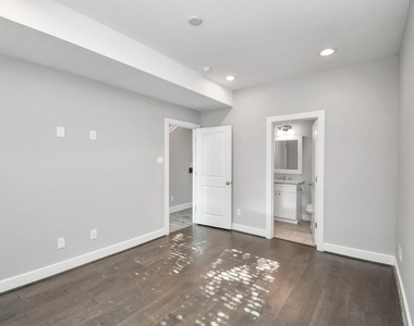 308 Palmer Street - Photo Thumbnail 7
