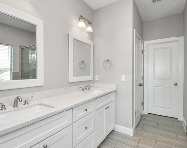 308 Palmer Street - Photo Thumbnail 16