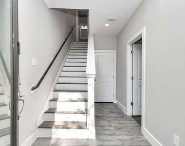 308 Palmer Street - Photo Thumbnail 35