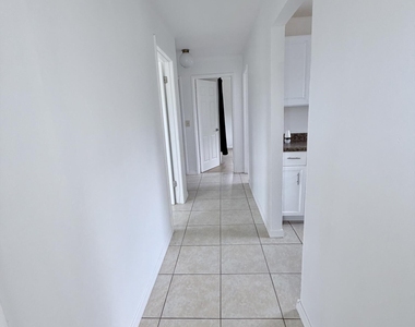 2107 Little John Road - Photo Thumbnail 14