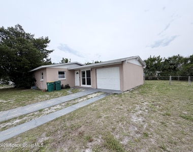 2107 Little John Road - Photo Thumbnail 1