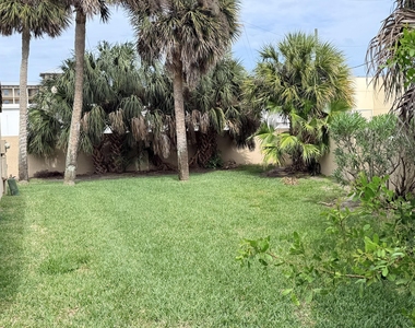 1145 N Shannon Avenue - Photo Thumbnail 20