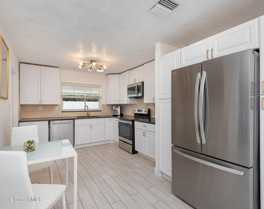 705 3rd Avenue - Photo Thumbnail 6