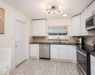 705 3rd Avenue - Photo Thumbnail 7