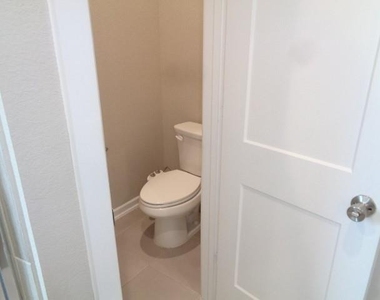 27029 Sofia Forest Drive - Photo Thumbnail 17